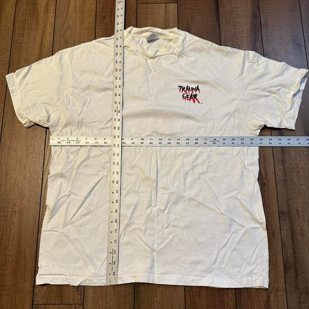 Vintage Trauma Gear Graphic T Shirt Men's XL Heart 1993 It's Not Nice To Fib - Picture 5 of 8